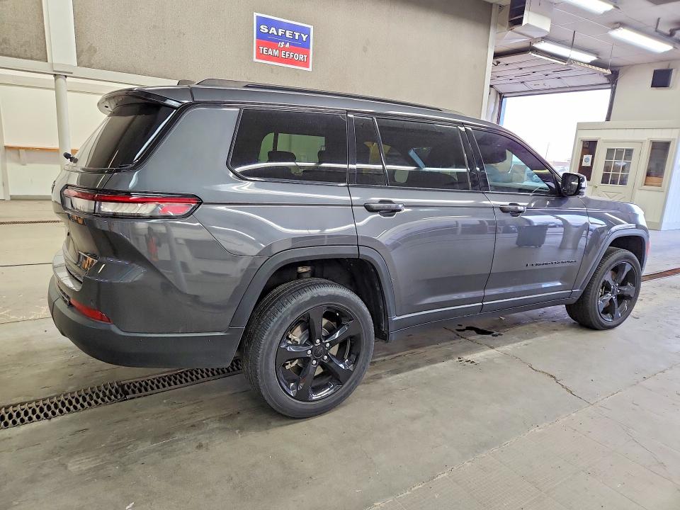 Продажа на аукционе авто 2023 Jeep Grand Cherokee, vin: 1C4RJKAG9P8831200, номер лота: 70330876