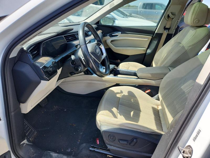 Продаж на аукціоні авто 2021 Audi E-tron, vin: WA12AAGE0MB000548, номер лоту: 68918606