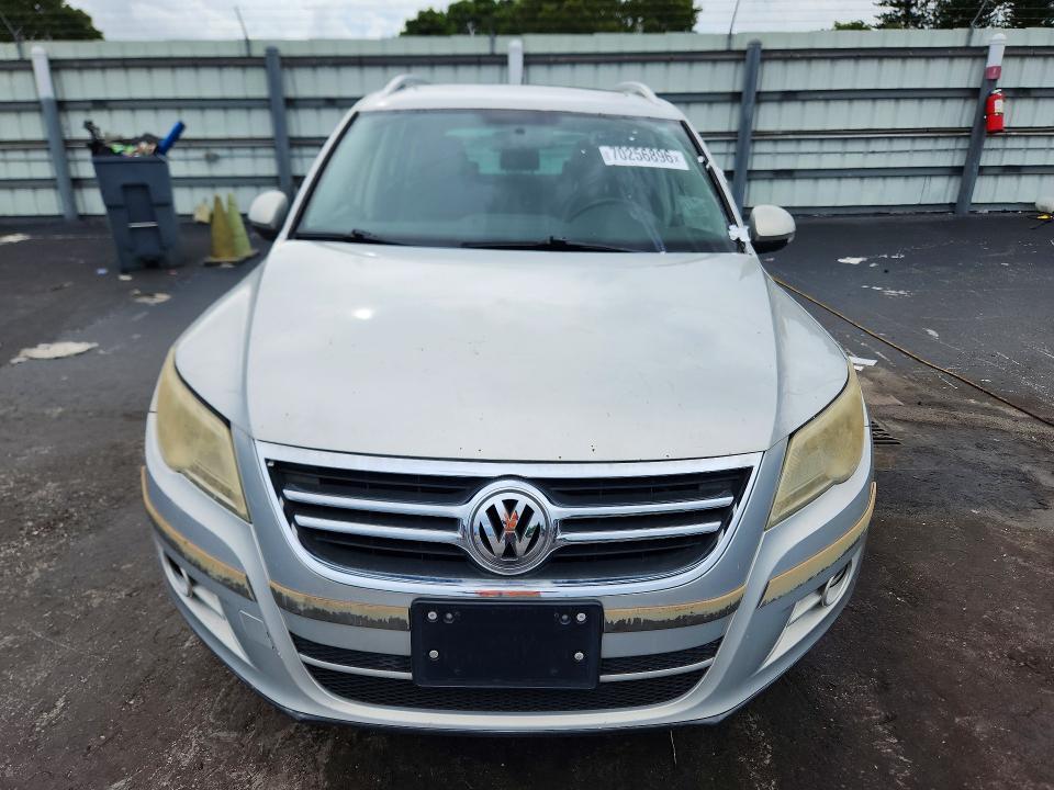 Продаж на аукціоні авто 2010 Volkswagen Tiguan, vin: WVGBV7AX9AW521775, номер лоту: 70256896
