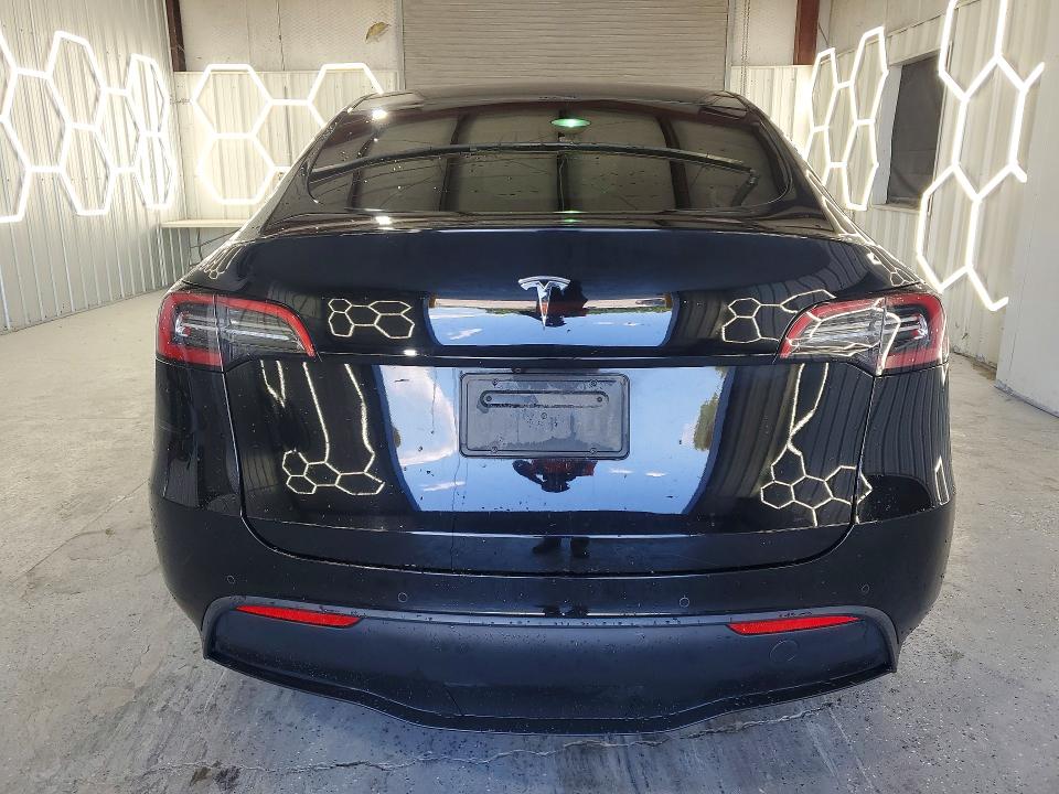 69554486 :رقم المزاد ، 7SAYGAEE8PF584543 vin ، 2023 Tesla Model Y مزاد بيع
