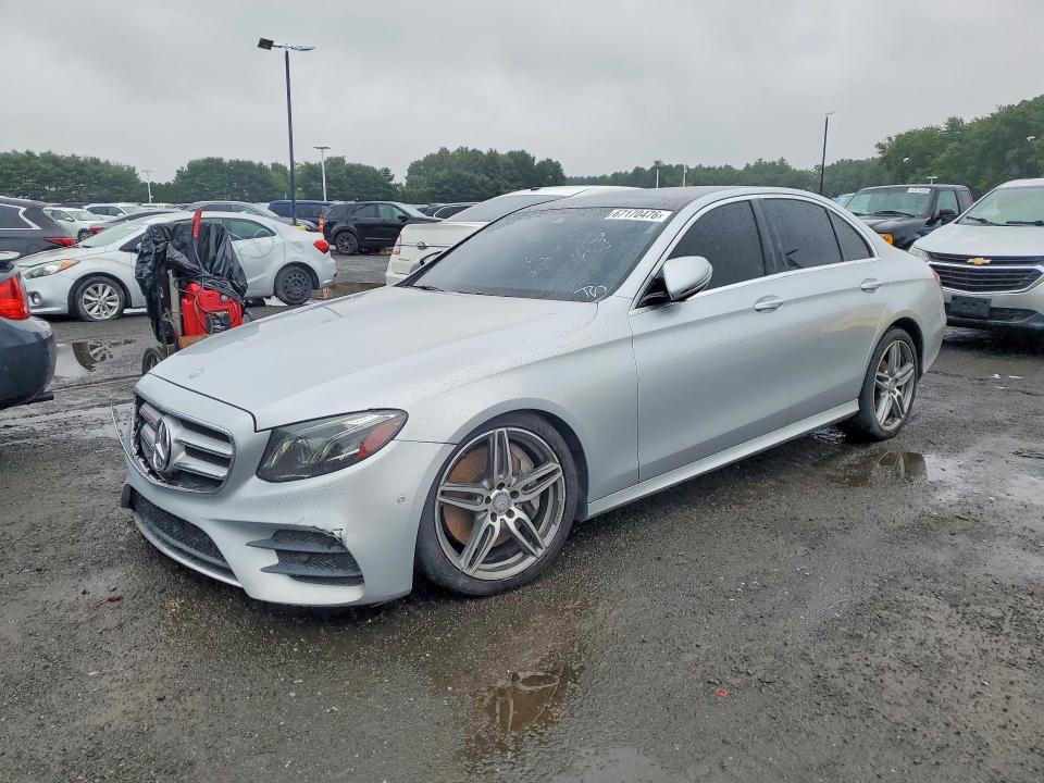 67170476 :رقم المزاد ، WDDZF4JB6HA038230 vin ، 2017 Mercedes-benz E مزاد بيع