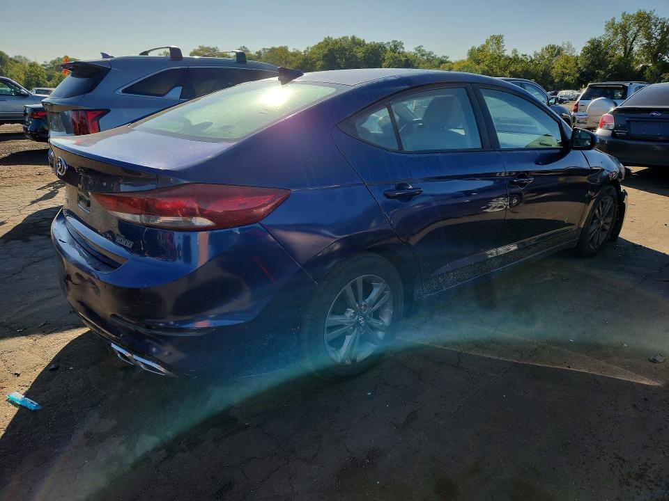 68563836 :رقم المزاد ، 5NPD84LF1HH015476 vin ، 2017 Hyundai Elantra مزاد بيع