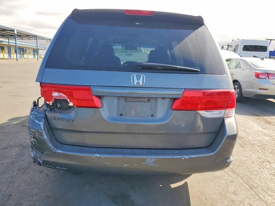 69354656 :رقم المزاد ، 5FNRL38798B405837 vin ، 2008 Honda Odyssey مزاد بيع