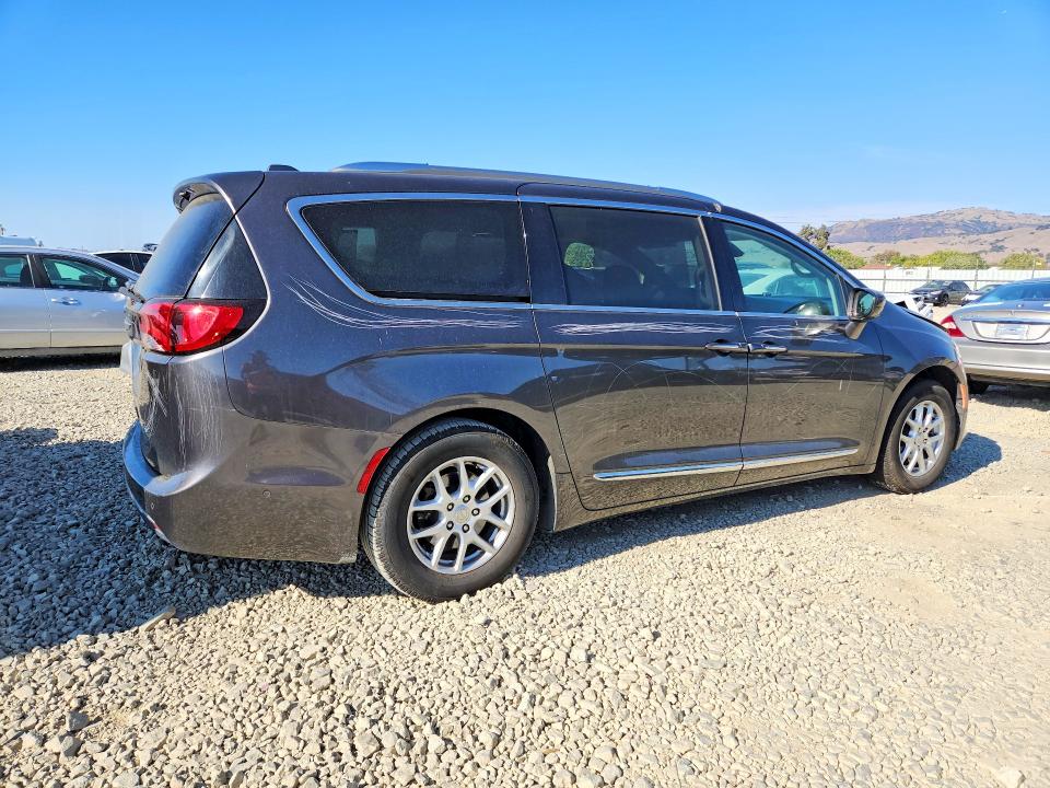 69981896 :رقم المزاد ، 2C4RC1BG0LR129073 vin ، 2020 Chrysler Pacifica مزاد بيع