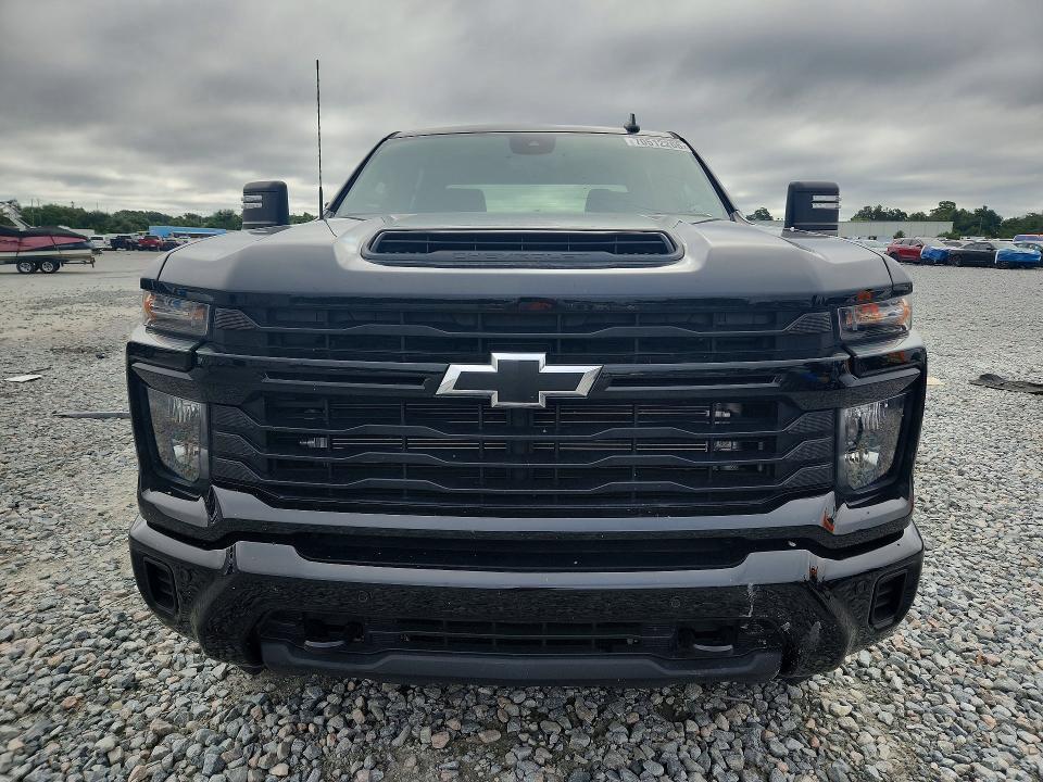 Продаж на аукціоні авто 2025 Chevrolet Silverado, vin: 2GC4KMEY4S1101163, номер лоту: 70512266