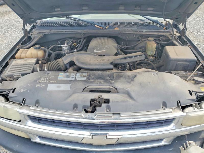 70124636 :رقم المزاد ، 1GNEK13Z62J275909 vin ، 2002 Chevrolet Tahoe مزاد بيع
