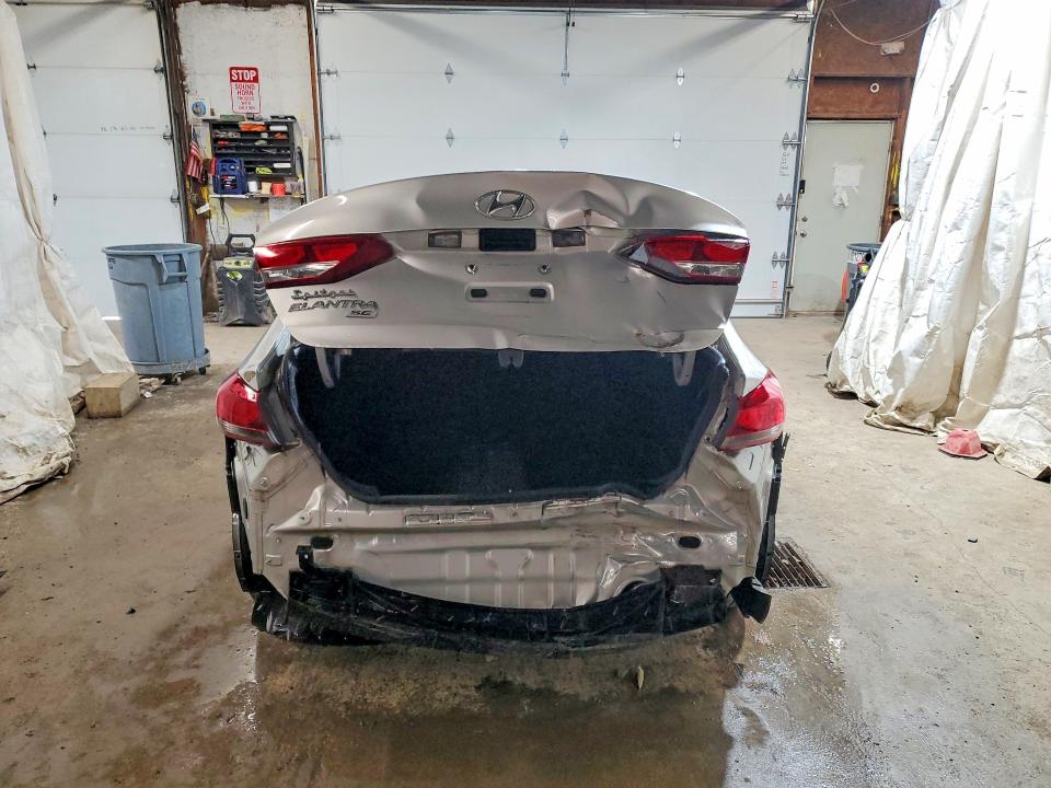 2018 Hyundai Elantra მანქანა იყიდება აუქციონზე, vin: 5NPD74LF3JH356029, აუქციონის ნომერი: 69430296