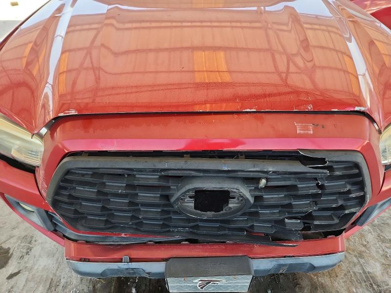 68072976 :رقم المزاد ، 5TFAZ5CN9HX044340 vin ، 2017 Toyota Tacoma مزاد بيع