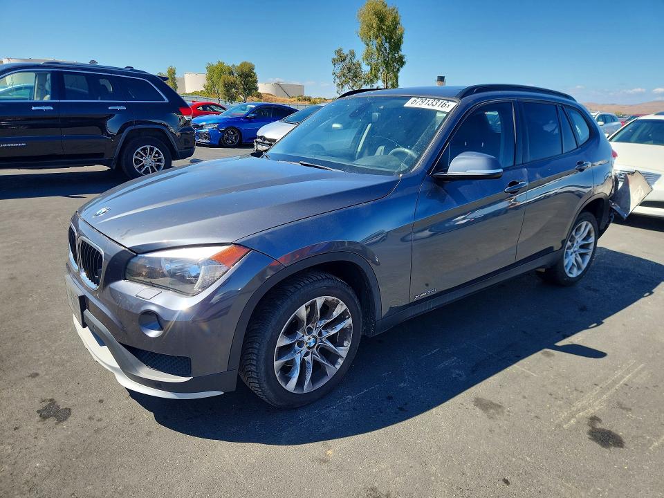 67913316 :رقم المزاد ، WBAVL1C55FVY30508 vin ، 2015 Bmw X1 مزاد بيع