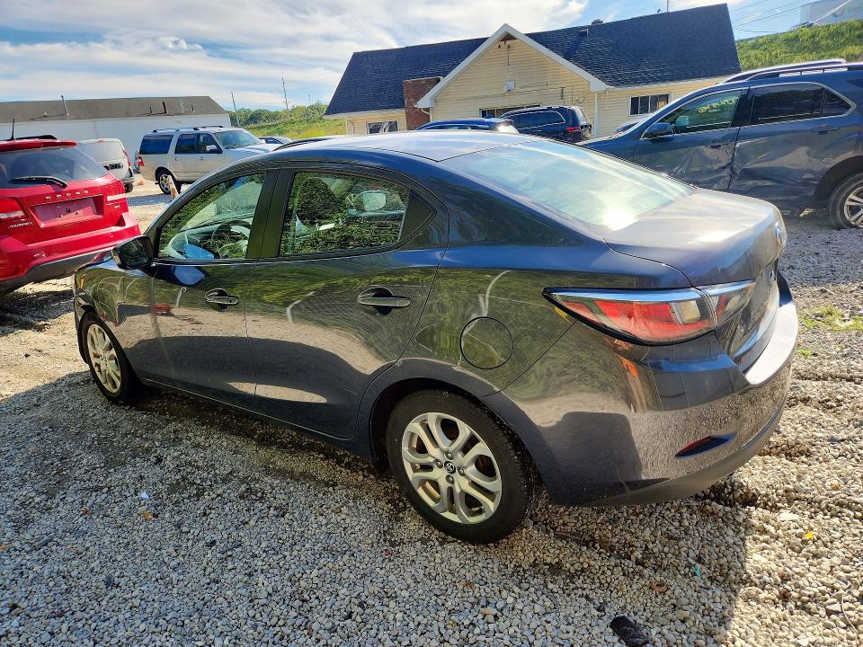Продажа на аукционе авто 2017 Toyota Yaris Ia, vin: 3MYDLBYV2HY165412, номер лота: 70687766