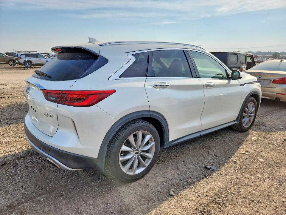 2020 Infiniti Qx50 მანქანა იყიდება აუქციონზე, vin: 3PCAJ5M13LF107406, აუქციონის ნომერი: 67295566