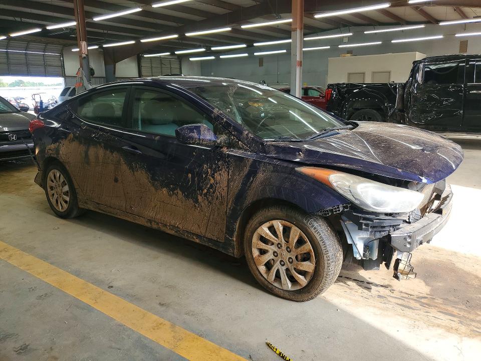 69088146 :رقم المزاد ، 5NPDH4AE0DH226401 vin ، 2013 Hyundai Elantra مزاد بيع