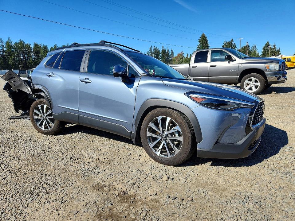 Продажа на аукционе авто 2024 Toyota Corolla Cross, vin: 7MUDAABG6RV092875, номер лота: 71184346