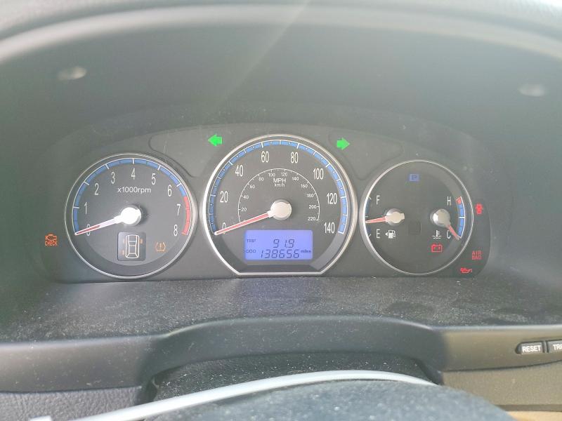 2007 Hyundai Santa Fe მანქანა იყიდება აუქციონზე, vin: KM8SG13DX7U141102, აუქციონის ნომერი: 70061166