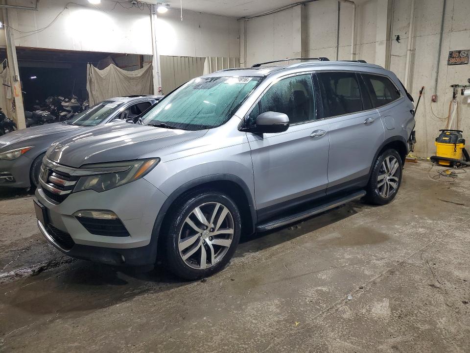 Продаж на аукціоні авто 2016 Honda Pilot, vin: 5FNYF6H07GB037387, номер лоту: 69809816