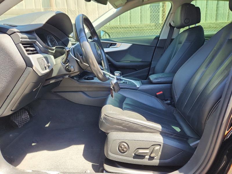 67714006 :رقم المزاد ، WAUKMAF49JA113242 vin ، 2018 Audi A4 مزاد بيع