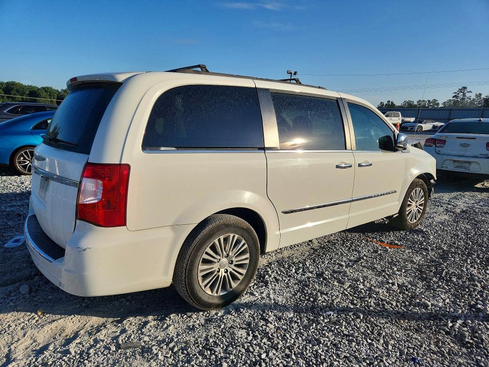 2013 Chrysler Town & Country მანქანა იყიდება აუქციონზე, vin: 2C4RC1CGXDR589616, აუქციონის ნომერი: 67872396