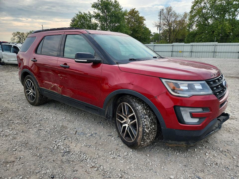 69501686 :رقم المزاد ، 1FM5K8GT1HGD82519 vin ، 2017 Ford Explorer مزاد بيع