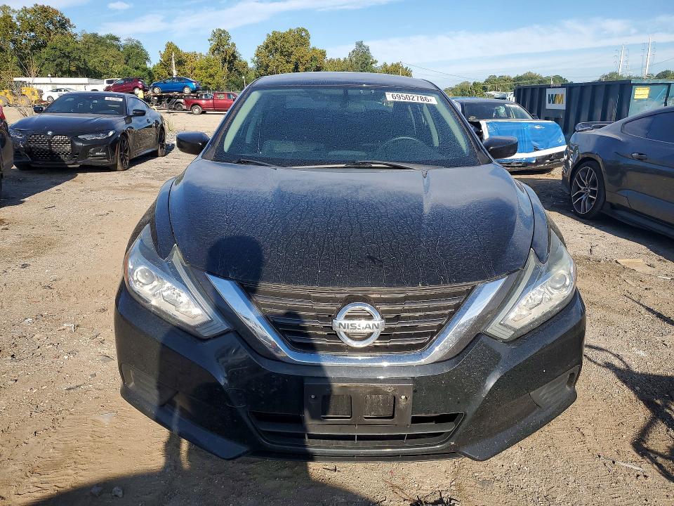 69502786 :رقم المزاد ، 1N4AL3AP1HC157061 vin ، 2017 Nissan Altima مزاد بيع