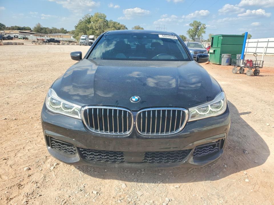 68046696 :رقم المزاد ، WBA7F2C54HG422059 vin ، 2017 Bmw 750 مزاد بيع