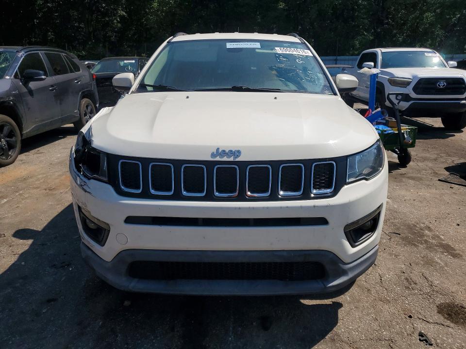 69604616 :رقم المزاد ، 3C4NJDBB5KT641708 vin ، 2019 Jeep Compass مزاد بيع