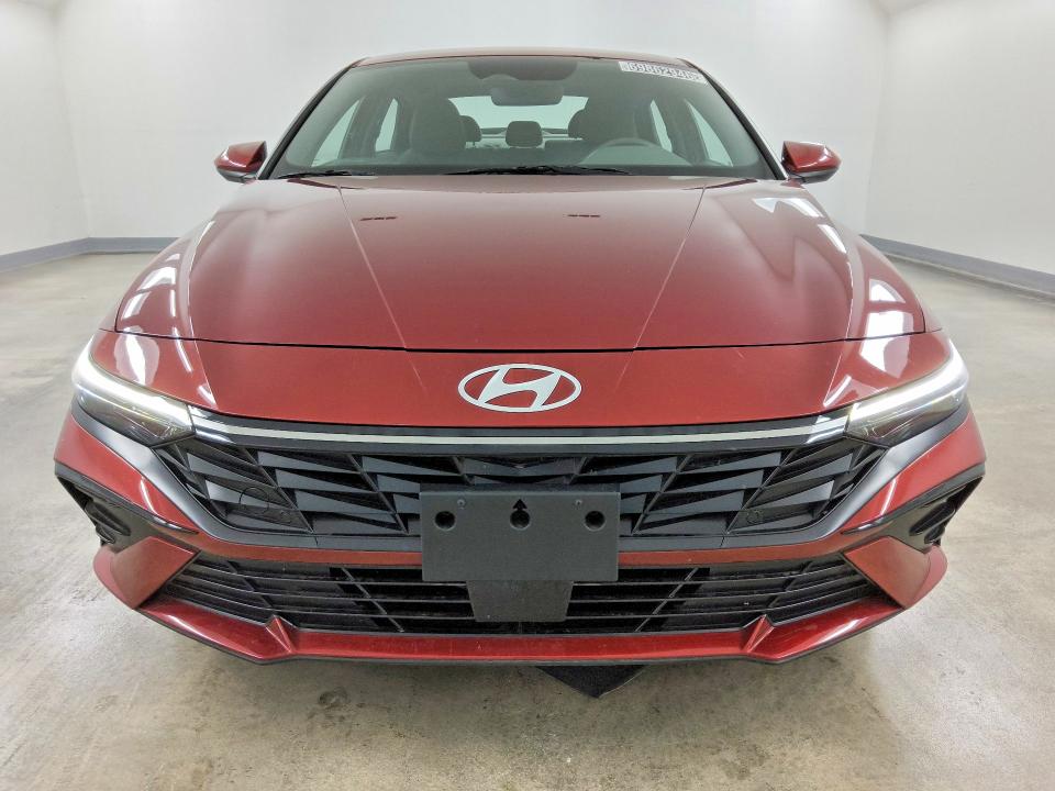Продажа на аукционе авто 2025 Hyundai Elantra, vin: KMHLS4DG0SU947472, номер лота: 69862946