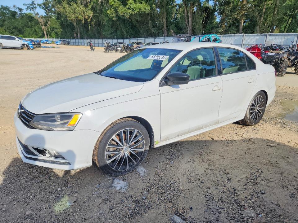 68295316 :رقم المزاد ، 3VWD17AJ7GM240455 vin ، 2016 Volkswagen Jetta مزاد بيع
