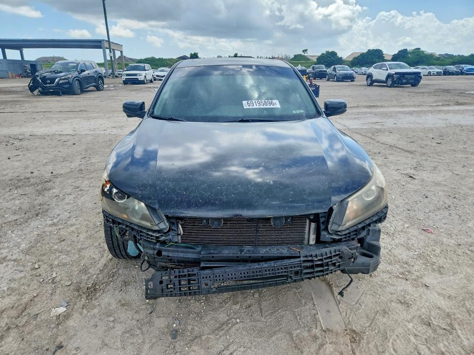 Продажа на аукционе авто 2013 Honda Accord, vin: 1HGCR2F80DA105537, номер лота: 69195896
