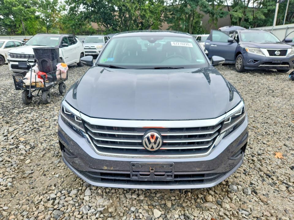 67210226 :رقم المزاد ، 1VWSA7A30NC004351 vin ، 2022 Volkswagen Passat مزاد بيع