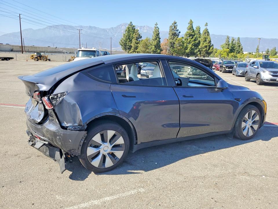 Продаж на аукціоні авто 2023 Tesla Model Y, vin: 7SAYGDEE0PF637835, номер лоту: 69331796