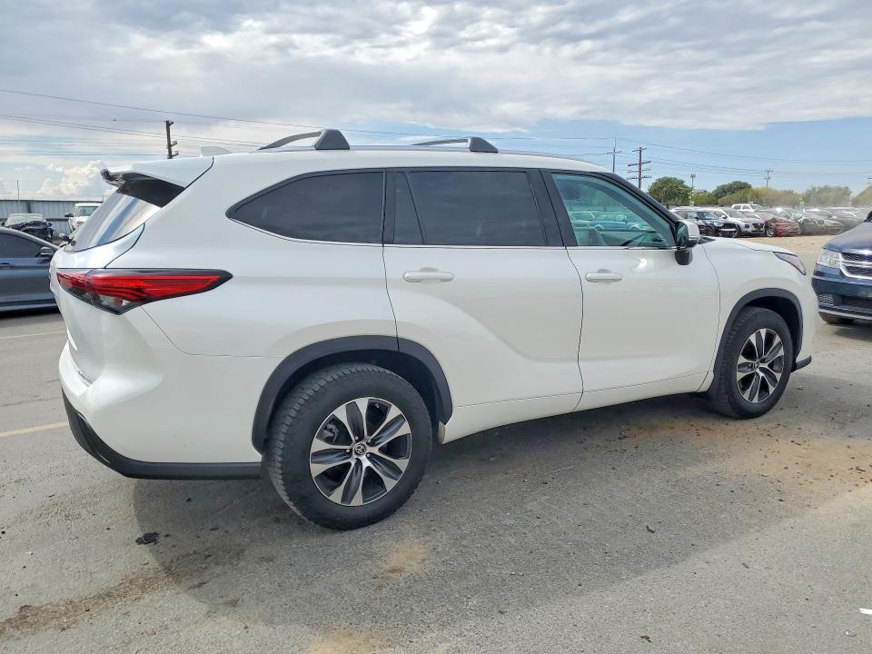 69881026 :رقم المزاد ، 5TDHZRBH8LS519802 vin ، 2020 Toyota Highlander مزاد بيع