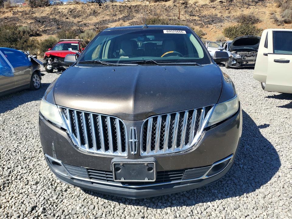 Продажа на аукционе авто 2011 Lincoln Mkx, vin: 2LMDJ8JK6BBJ28905, номер лота: 69525666