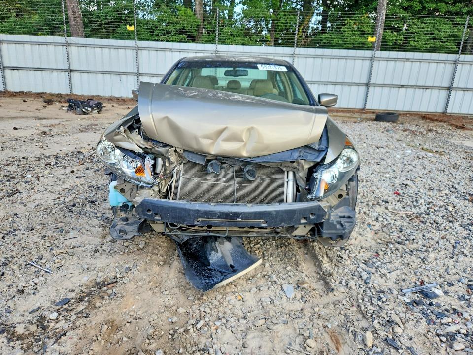 2008 Honda Accord მანქანა იყიდება აუქციონზე, vin: 1HGCP26818A069272, აუქციონის ნომერი: 68927876