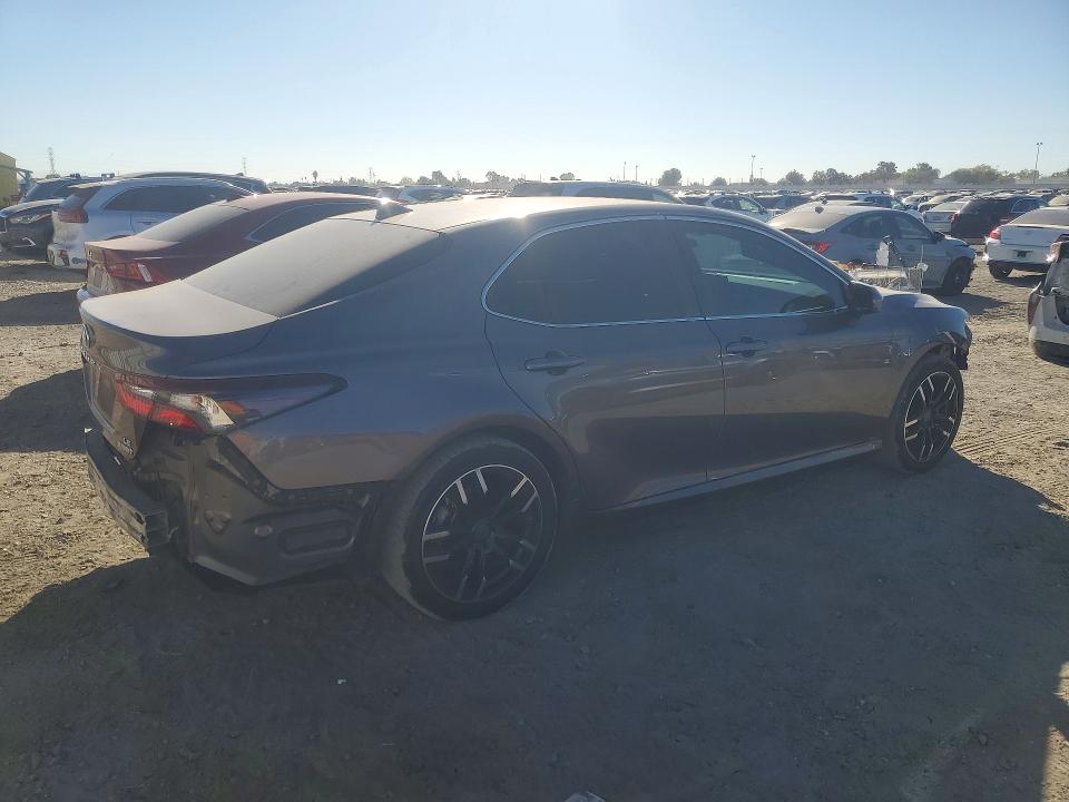 Aukcja sprzedaży 2022 Toyota Camry, vin: 4T1C31AK2NU580258, numer aukcji: 71015406