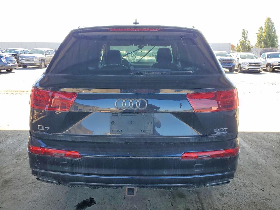 Aukcja sprzedaży 2017 Audi Q7, vin: WA1VAAF78HD012778, numer aukcji: 68131336