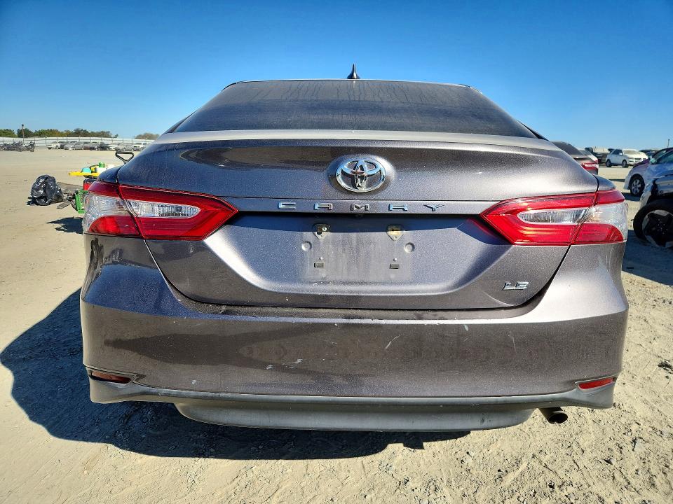 Продаж на аукціоні авто 2020 Toyota Camry, vin: 4T1C11AKXLU331600, номер лоту: 70677096