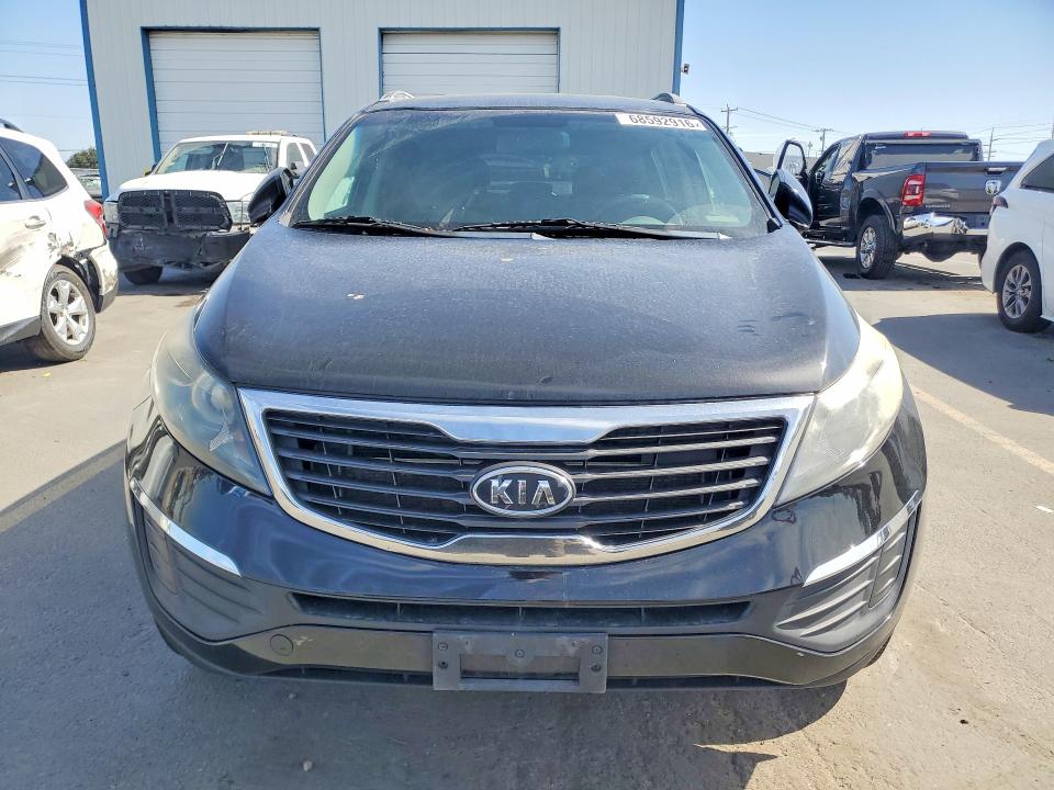 2011 Kia Sportage მანქანა იყიდება აუქციონზე, vin: KNDPBCA29B7102014, აუქციონის ნომერი: 68592916