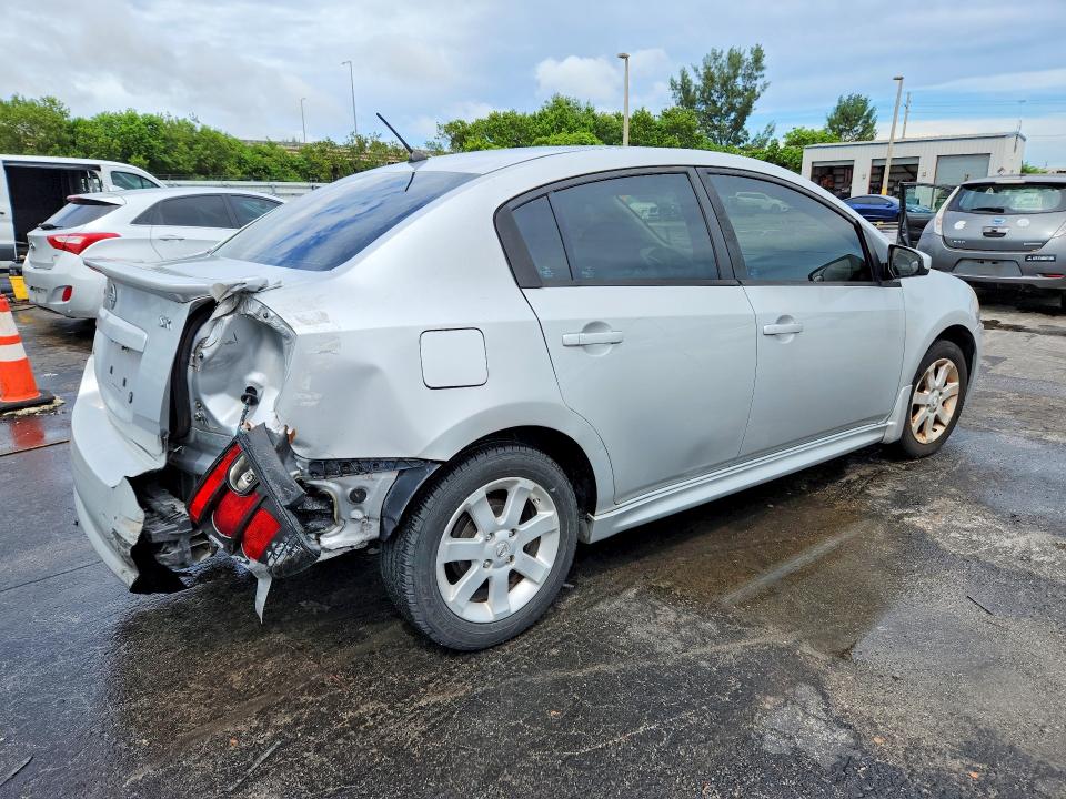 Продажа на аукционе авто 2011 Nissan Sentra, vin: 3N1AB6AP5BL660363, номер лота: 69431376
