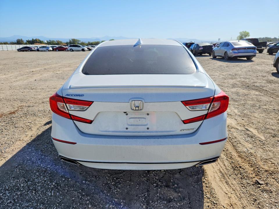Aukcja sprzedaży 2018 Honda Accord, vin: 1HGCV1F3XJA226873, numer aukcji: 69431276