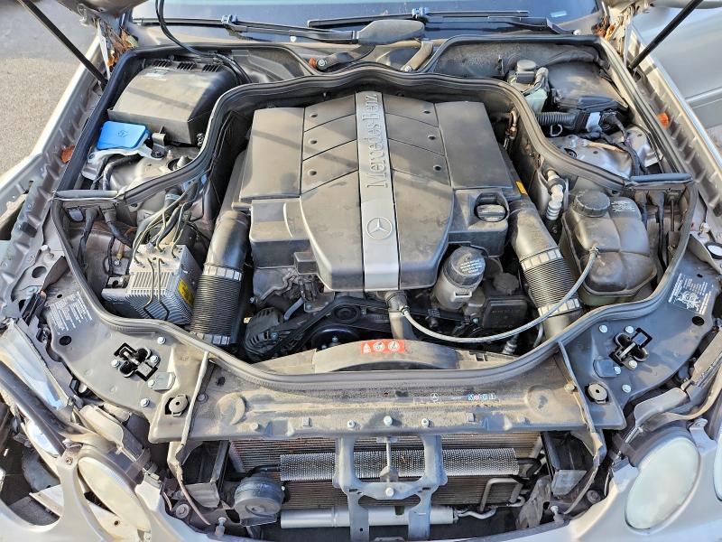 70329996 :رقم المزاد ، WDBUF65J95A664172 vin ، 2005 Mercedes-benz E مزاد بيع