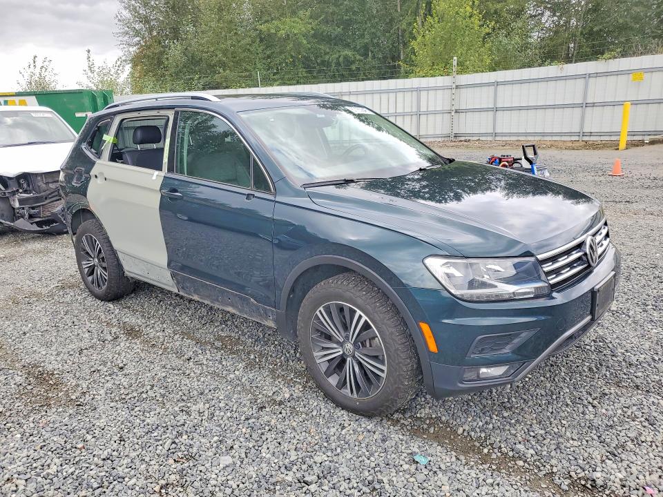 Продажа на аукционе авто 2019 Volkswagen Tiguan, vin: 3VV2B7AXXKM051644, номер лота: 67163646