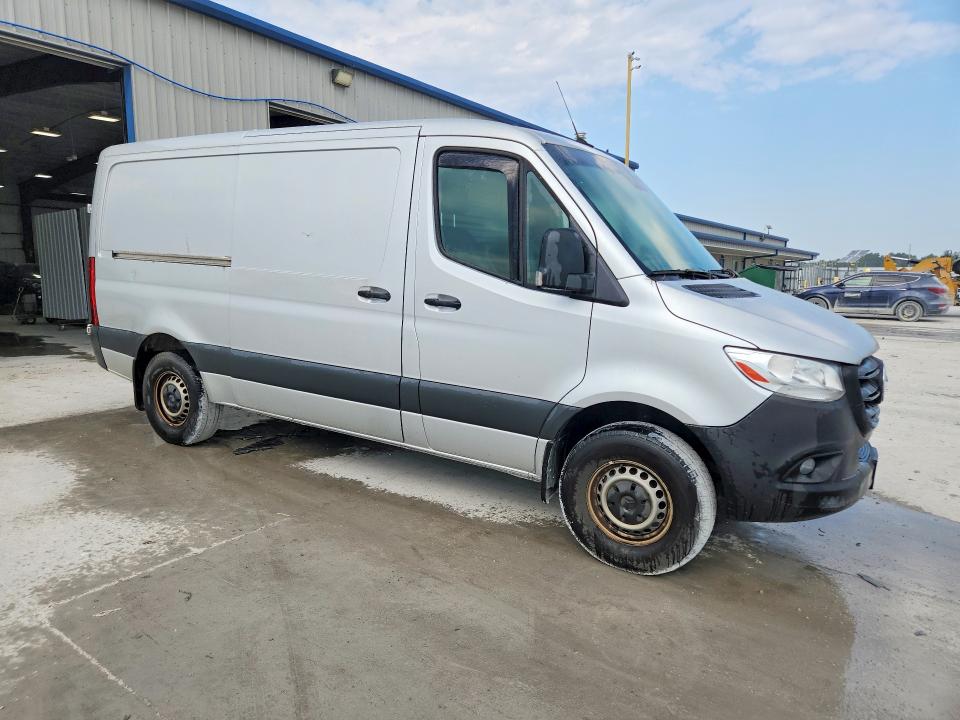 66611136 :رقم المزاد ، W1Y40BHY8LT025105 vin ، 2020 Mercedes-benz Sprinter مزاد بيع