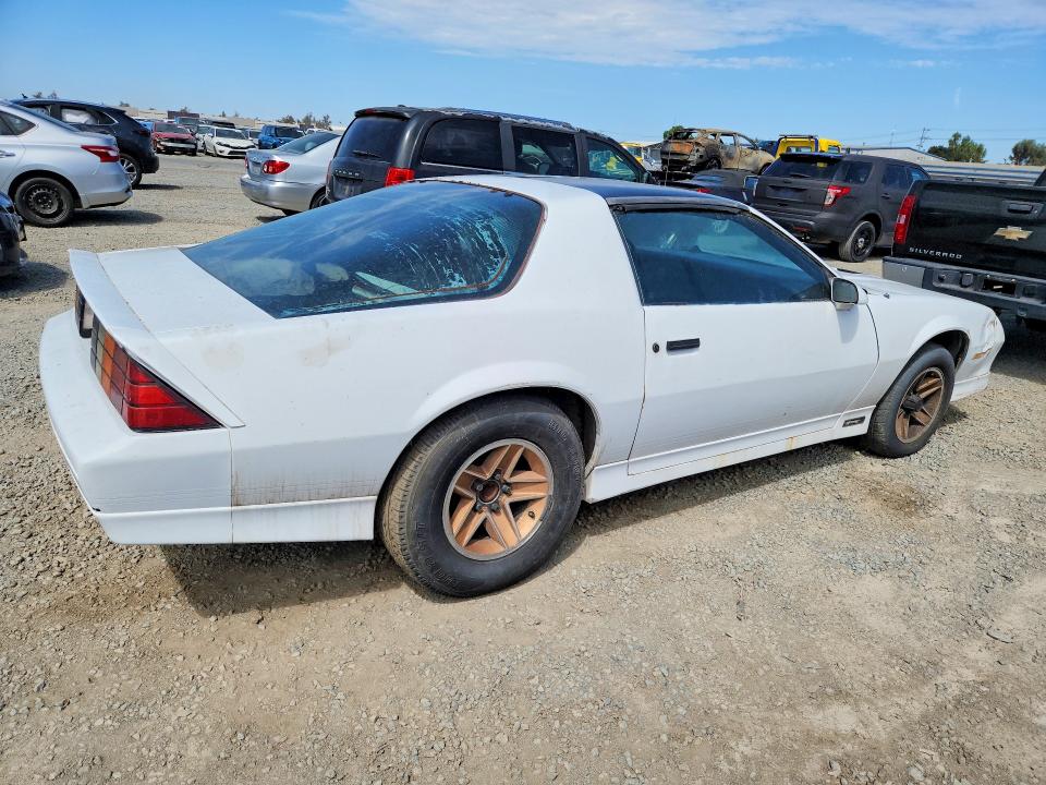 68629306 :رقم المزاد ، 1G1FP87H4FL436690 vin ، 1985 Chevrolet Camaro مزاد بيع
