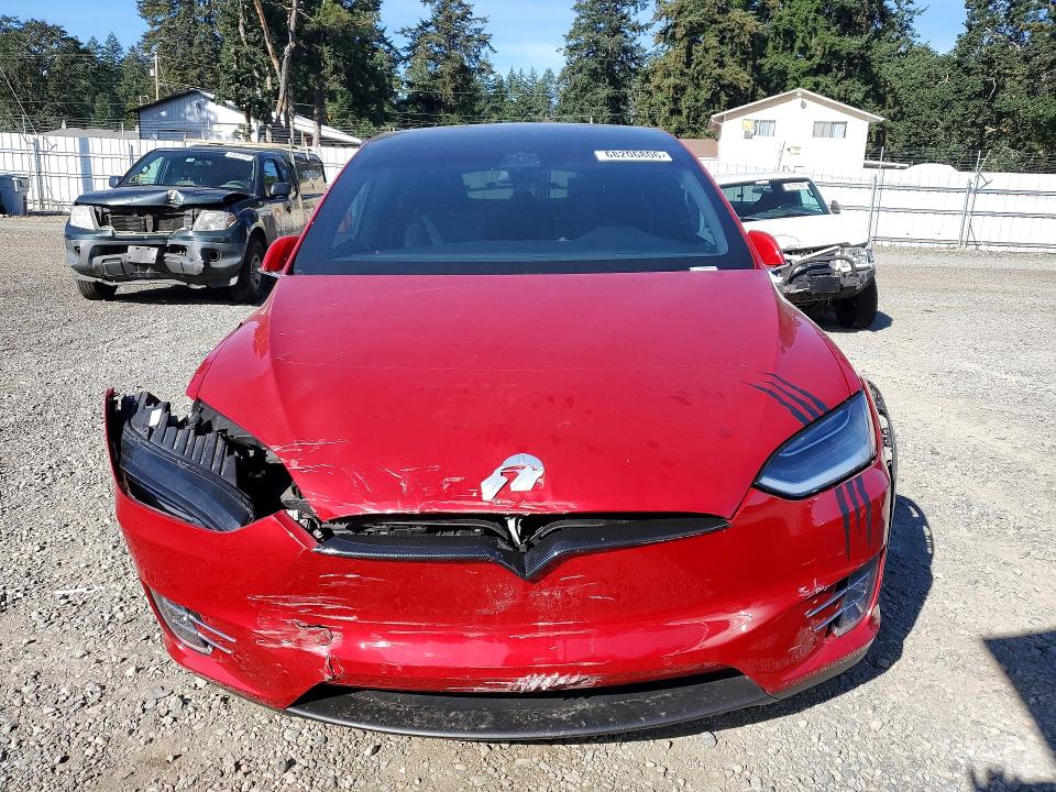 2018 Tesla Model X მანქანა იყიდება აუქციონზე, vin: 5YJXCDE47JF128229, აუქციონის ნომერი: 68206806