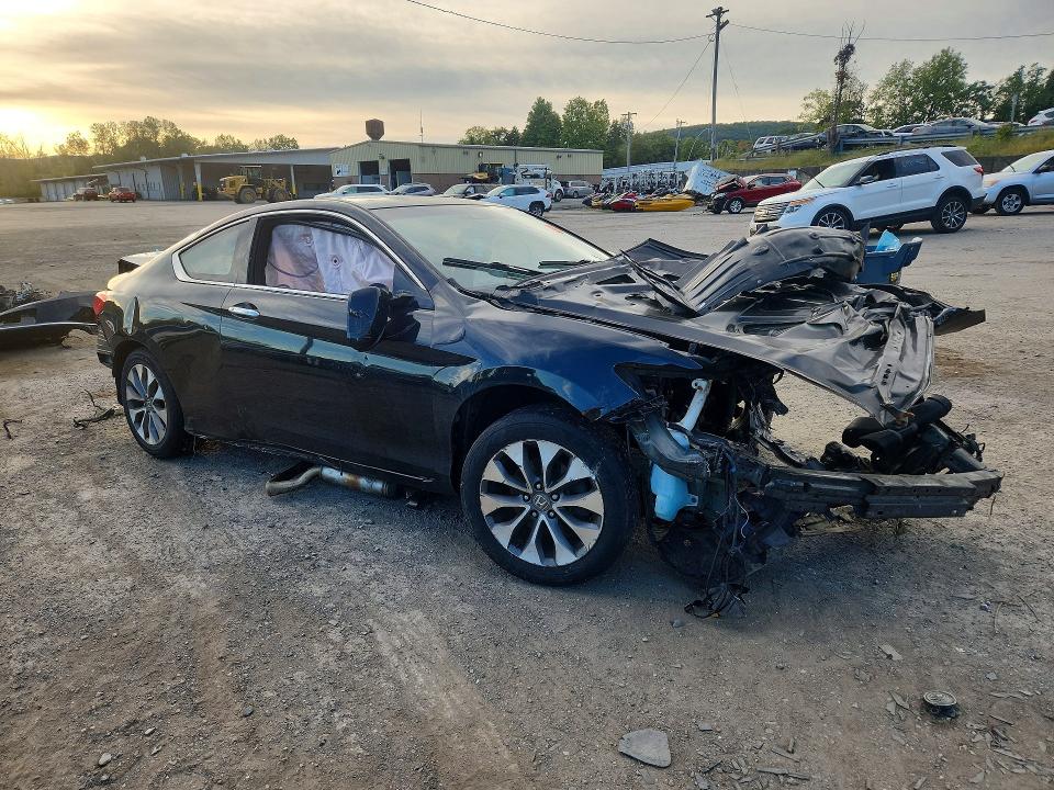 2013 Honda Accord მანქანა იყიდება აუქციონზე, vin: 1HGCT1B89DA005728, აუქციონის ნომერი: 69757016