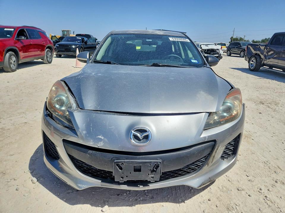 69008086 :رقم المزاد ، JM1BL1L76D1841657 vin ، 2013 Mazda 3 مزاد بيع