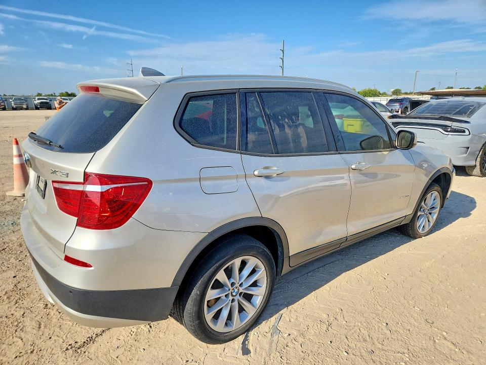 2013 Bmw X3 მანქანა იყიდება აუქციონზე, vin: 5UXWX9C59D0A24788, აუქციონის ნომერი: 68575696