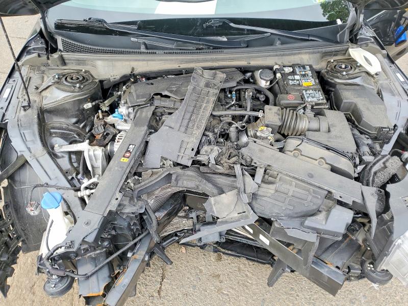 2025 Kia K4 მანქანა იყიდება აუქციონზე, vin: 3KPFT4DE6SE121544, აუქციონის ნომერი: 71195546
