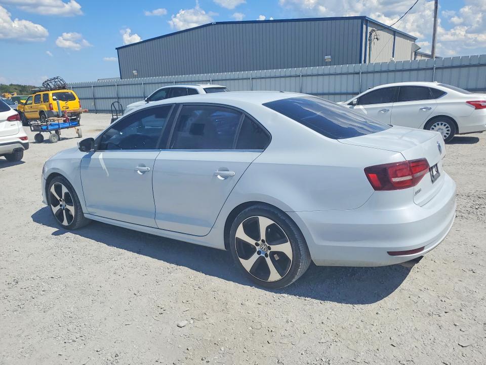 68834996 :رقم المزاد ، 3VW2B7AJ3HM215638 vin ، 2017 Volkswagen Jetta مزاد بيع