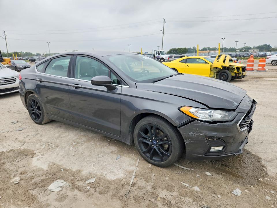 Продажа на аукционе авто 2020 Ford Fusion, vin: 3FA6P0HD8LR252960, номер лота: 69750326